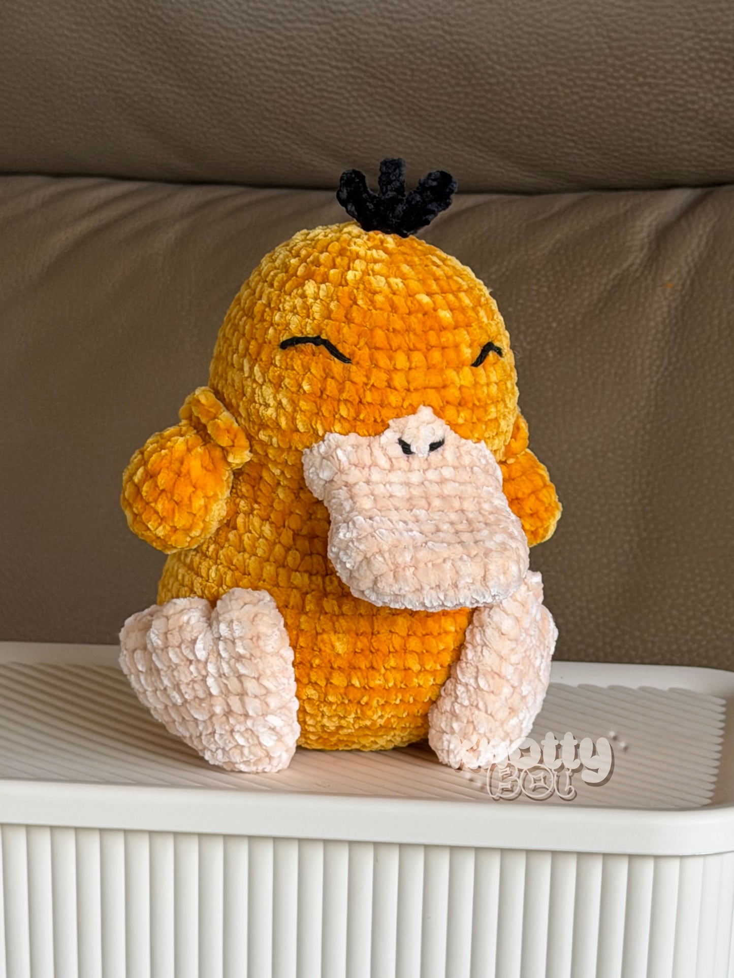 Psyduck Poké mon desk buddy